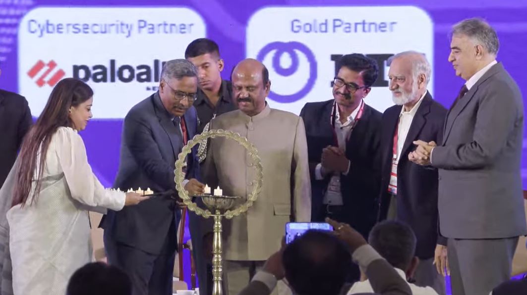 STPI sees 10-12 pc IT export growth from its centres this fiscal